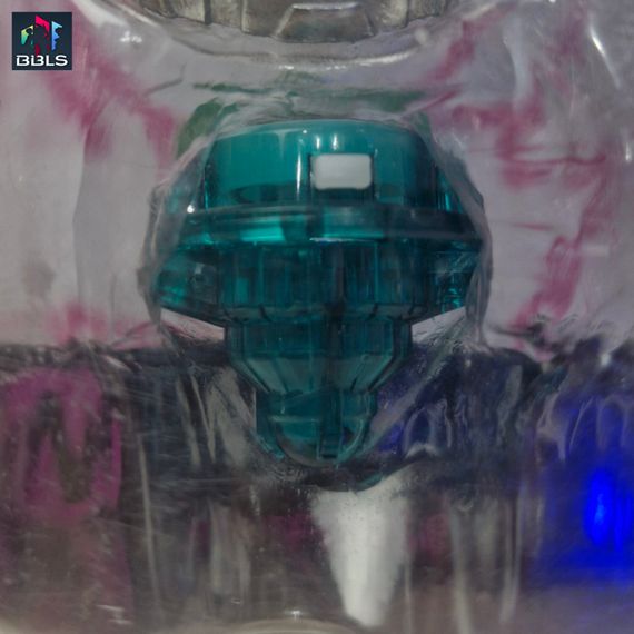 Волчок и лаунчер Wyvern Armed Massive B14 от Takara Tomy