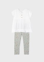 топ с леггинсами