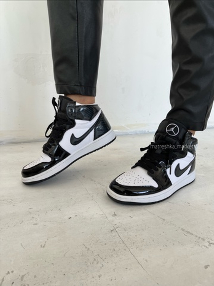 Nike Air Jordan 1 Retro