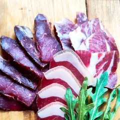 Шея свиная сыровяленая (Копа) / 220 гр Шея свиная сыровяленая (Копа) / 220 гр