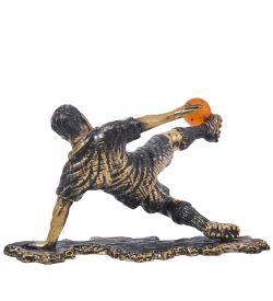 Народные промыслы AM-3203 Фигурка «Футболист» (латунь, янтарь)