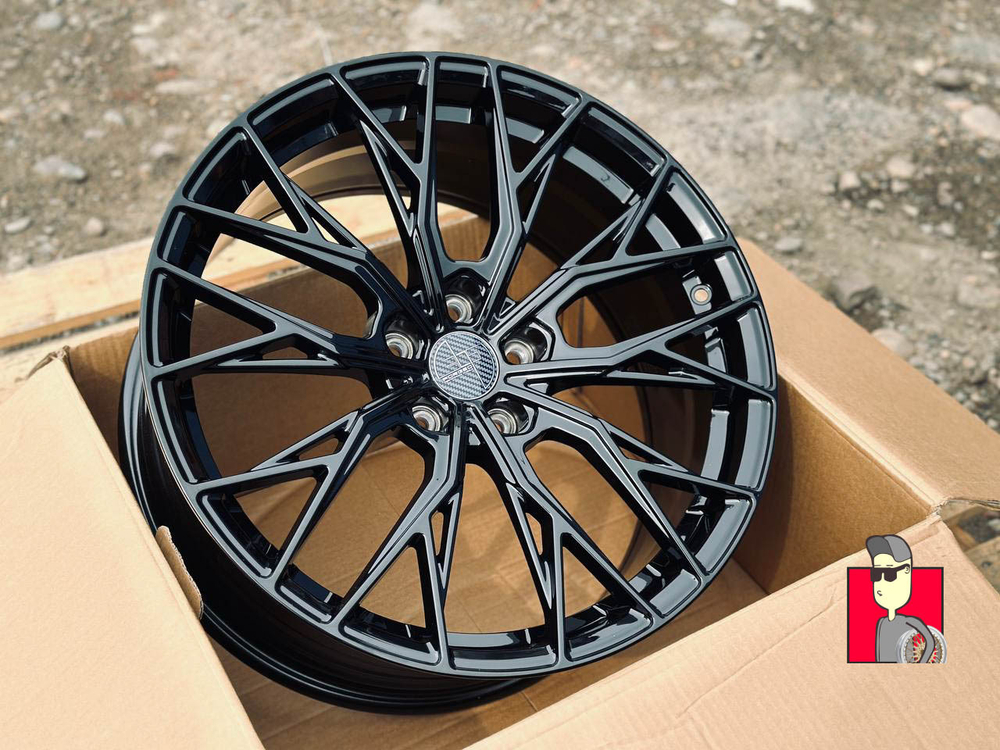 Комплект дисков Vorsteiner 013 FlowForm 18x8 et35 5x108