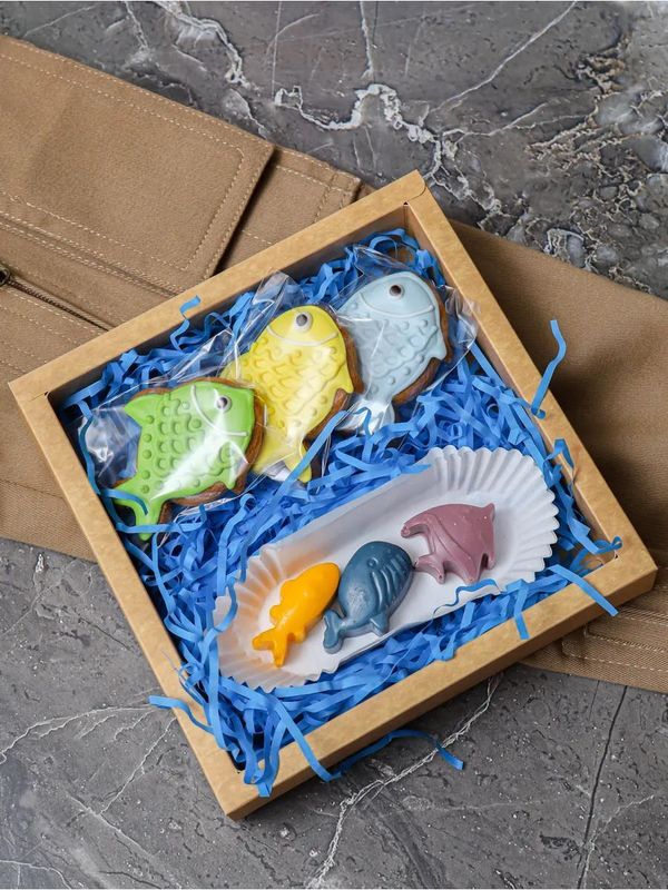 Подарочный набор имбирные пряники и конфеты 