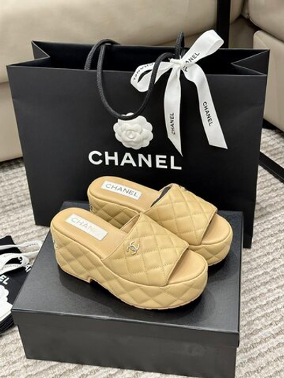 Chanel Slides