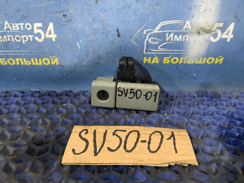 Бардачок пассажирский TOYOTA VISTA 1999