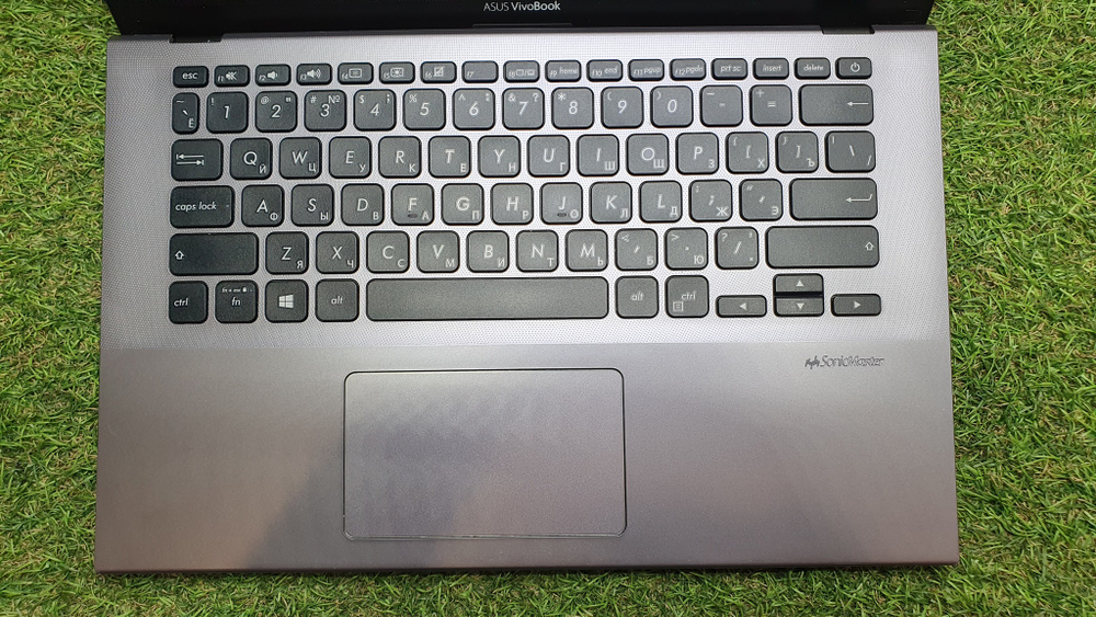 Ноутбук ASUS Pentium/4Gb/MX110 2Gb/FHD