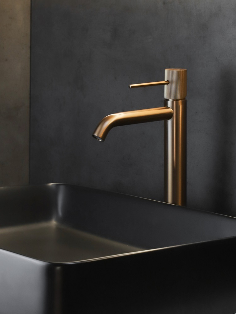 Смеситель для раковины AltroBagno Bilancia 010229 BC