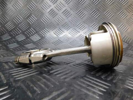 Поршень Suzuki GSX1300R Hayabusa 99-2007 (4)