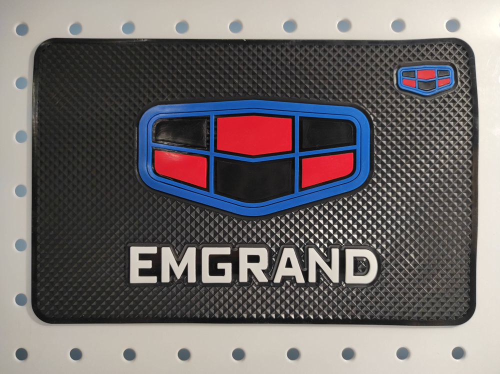 Emgrand / Коврик на панель, new (1 шт.)