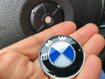 Эмблема на руль BMW / Наклейка на руль БМВ 45 мм