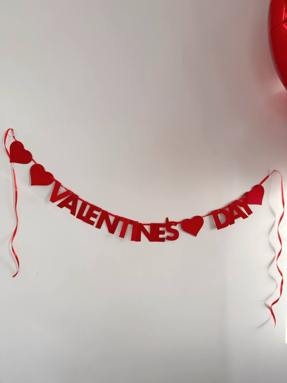 Гирлянда-надпись Valentine's day