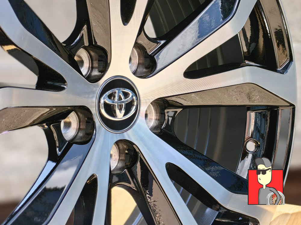 Комплект дисков Toyota UN801 18x8 et38 5x114.3