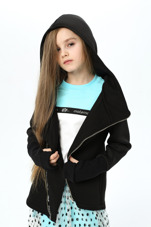 Худи в азиатском стиле