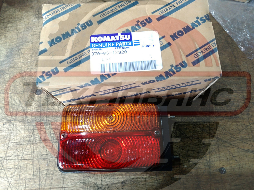 Фонарь левый 37A-06-12320 Komatsu