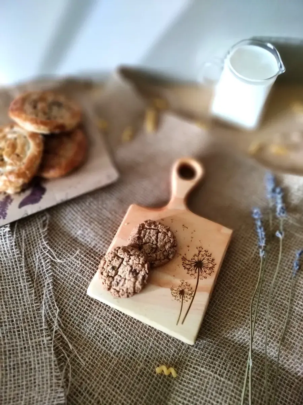 Доска разделочная из дерева сервировочная