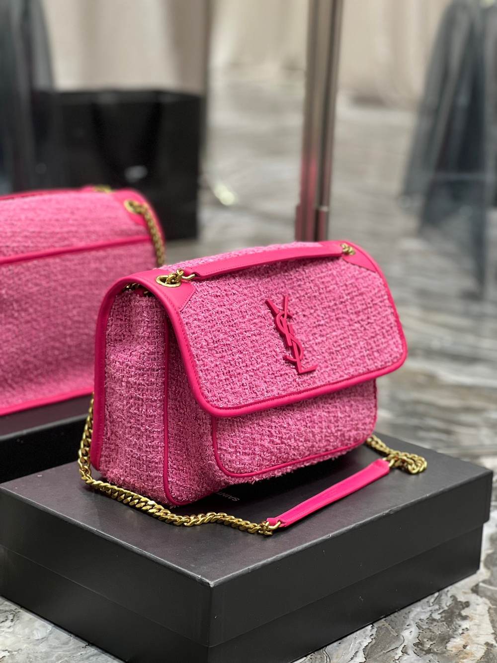 Saint Laurent Niki 28 cm