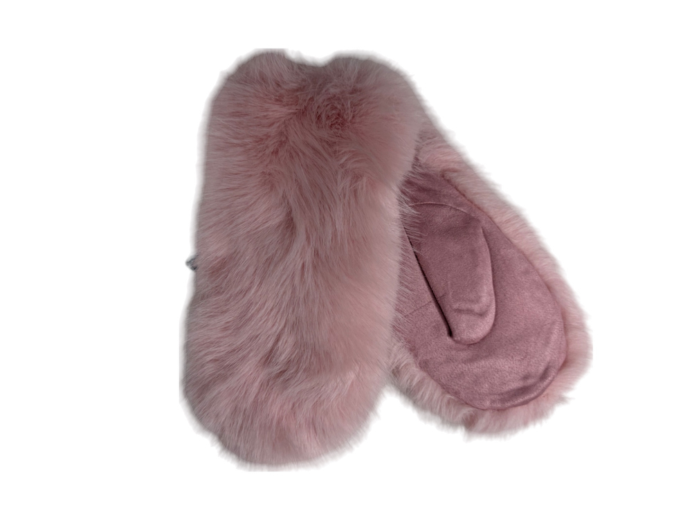 Варежки. Женские. Материал верха: Плюшевые. Подклад: Плюш-мех. Толстые. Внутри с мехом. В упаковке 12 шт, разные цвета.