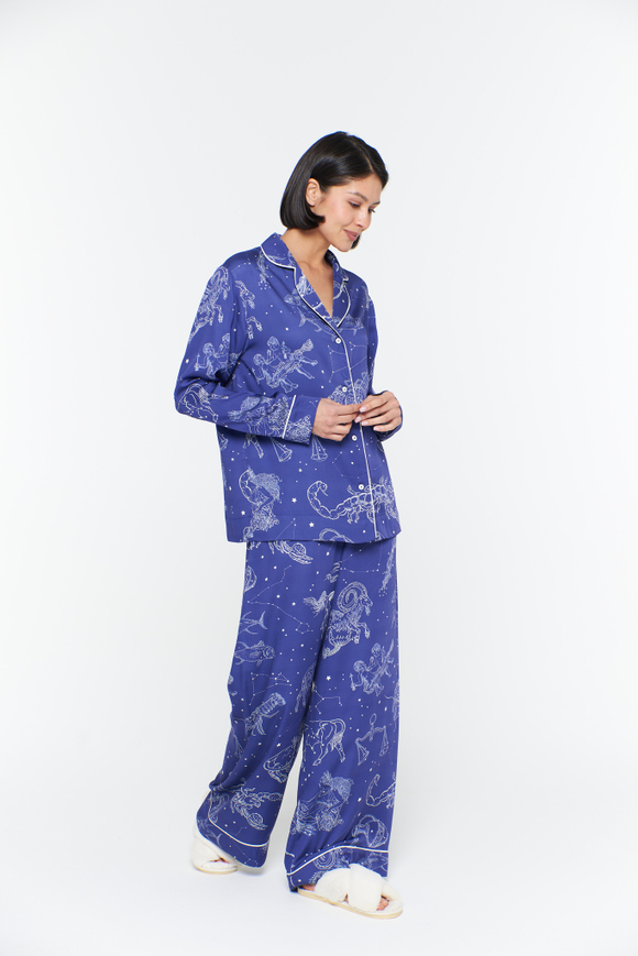 Блуза из вискозного шелка с кантом и зодиаками