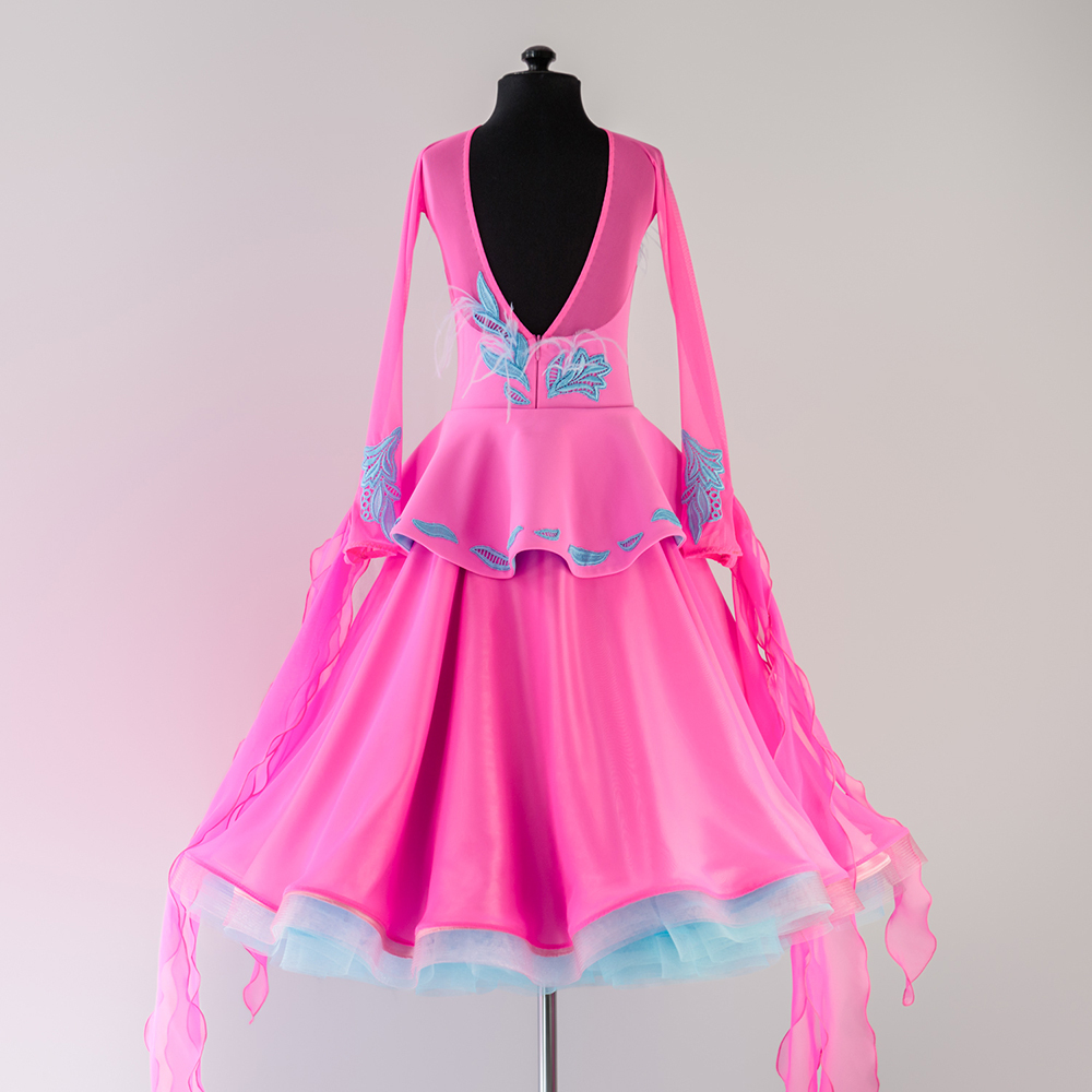 танцевальная одежда