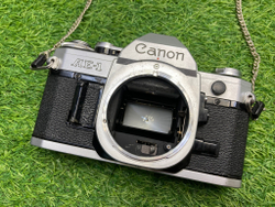 Canon AE-1 + Canon FD 50mm 1.8