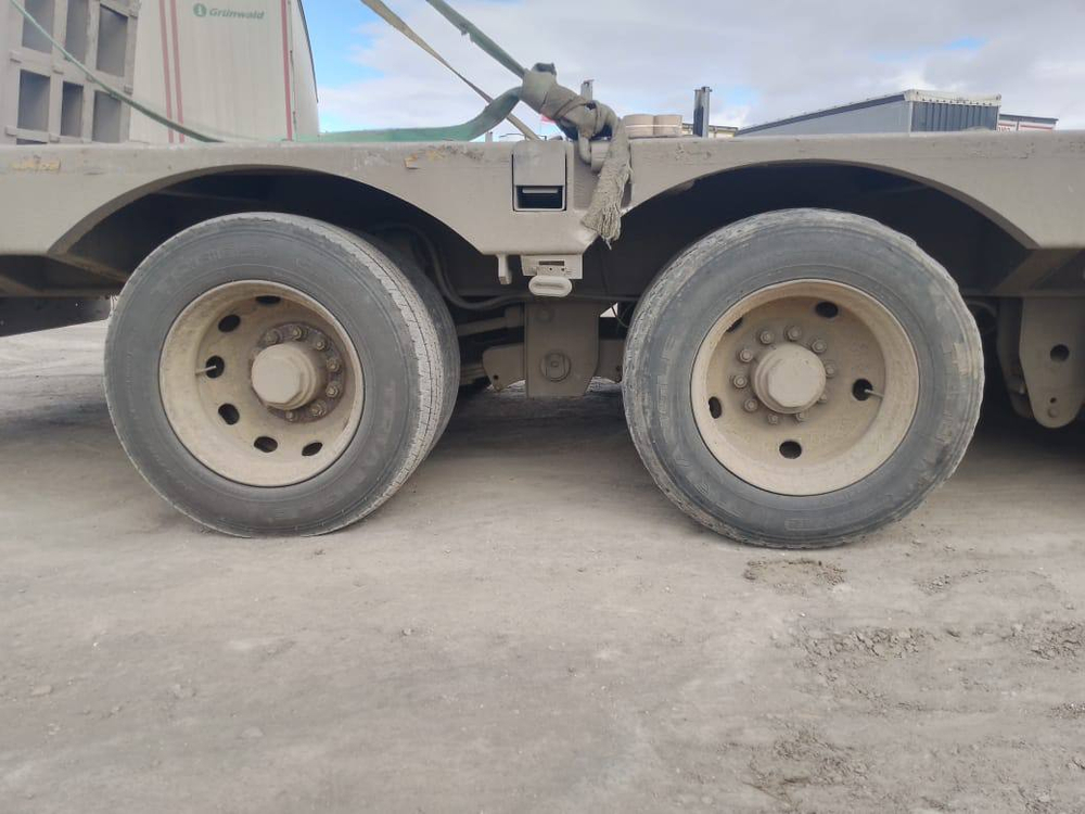 AMUR LYR9 Полуприцеп тяжеловоз 6 осей LYR9906TDPL (Раздвижной)