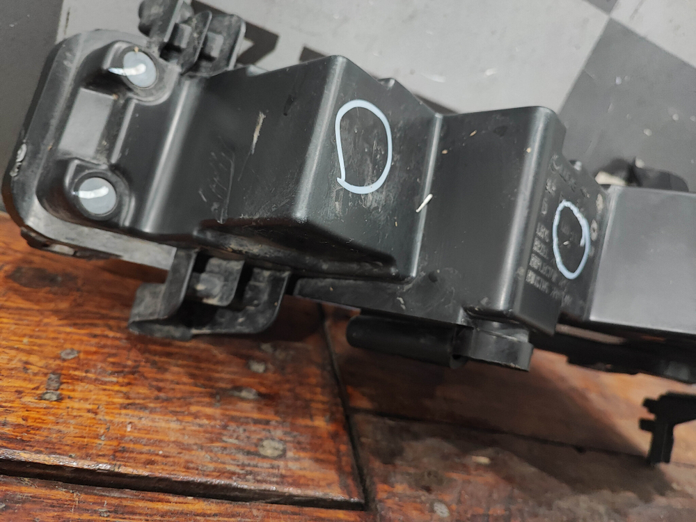 ПТФ передняя правая Chery Tiggo 8 Pro 21-24 Б/У Оригинал 605000680AA