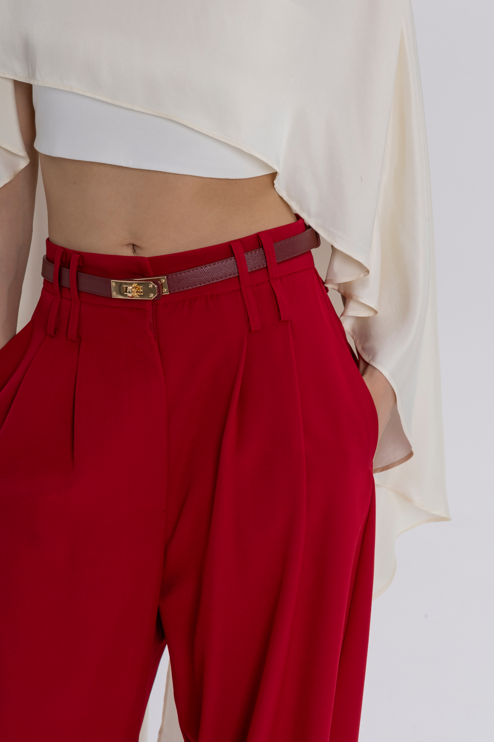Брюки палаццо с двойным ремнем красные