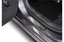 Накладки на пороги AutoMax для Skoda Octavia II поколение (A5) 2004-2013, нерж. сталь, с надписью, 4 шт., AMSKOCT02