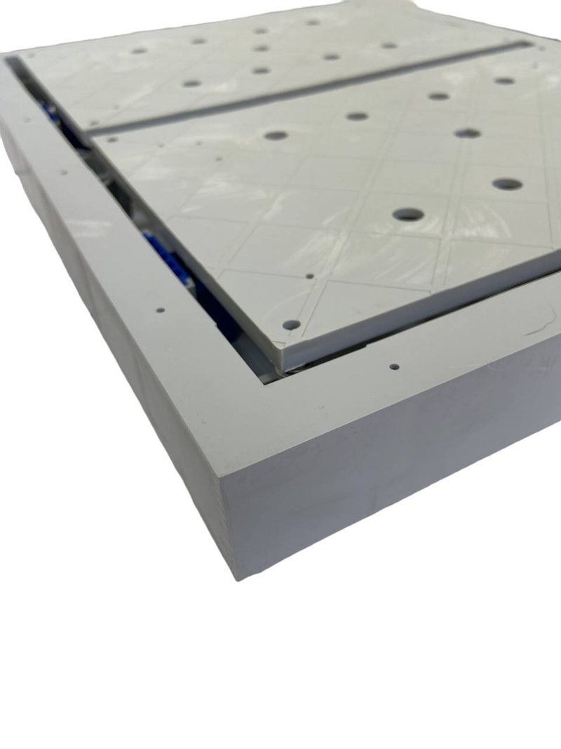 Люк ревизионный под покрытие съемный 350х450 мм, дверка 300х400 мм