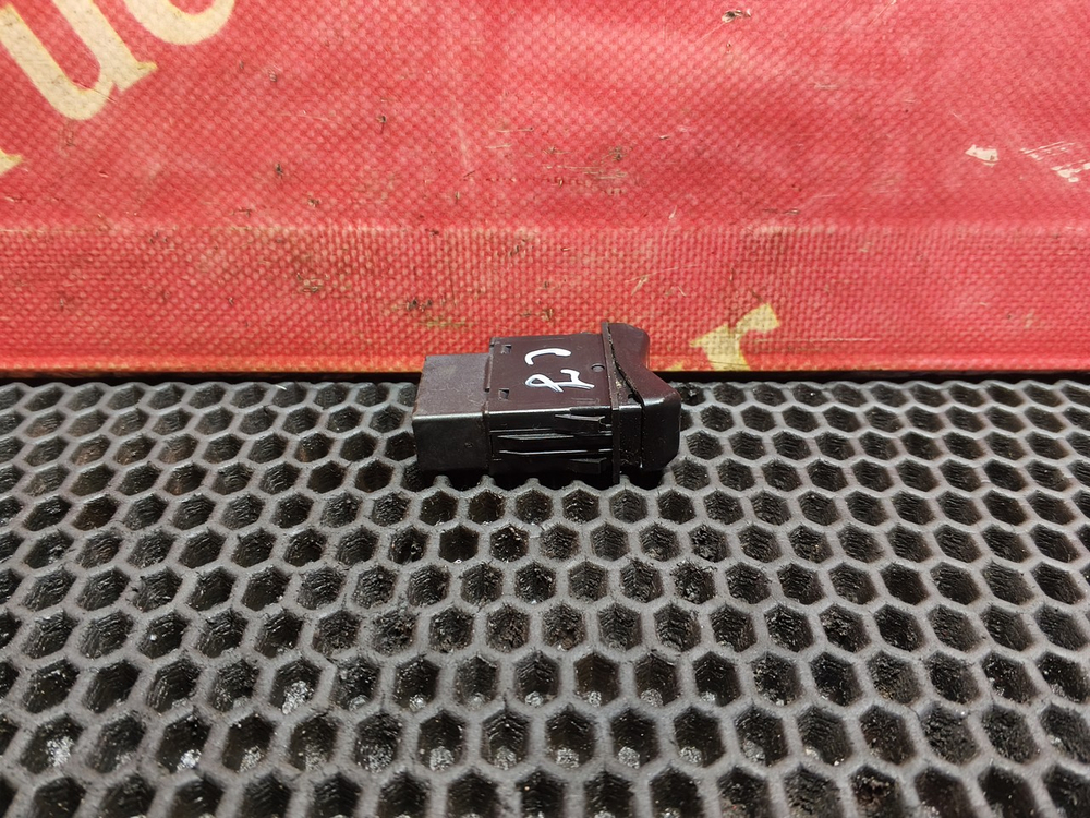 Кнопка круиз-контроля