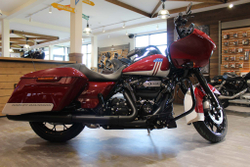 Road Glide Special 114 (2020) Billiard Red/Stone Washed White