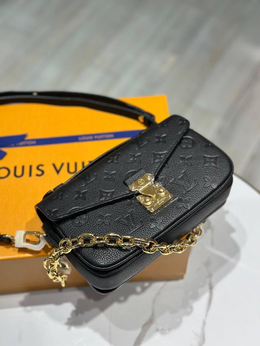 Сумка Louis Vuitton