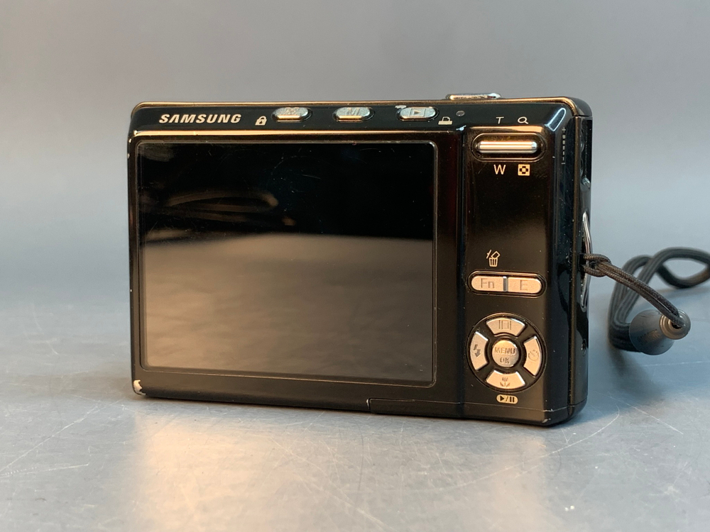 Samsung i85