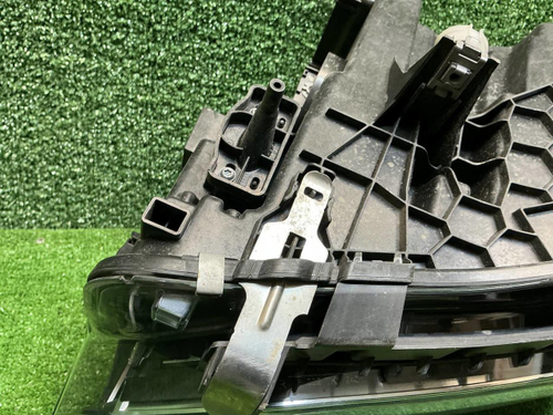 Фара правая BMW X3 G01 (2017-2021) Adaptive LED