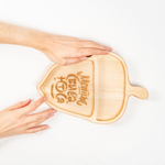 Менажница деревянная из сибирского кедра для подачи блюд и закусок с гравировкой "МЕЧТЫ СБЫВАЮТСЯ". MG131