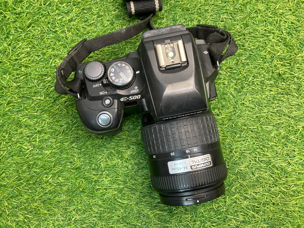 Olympus E-500 Kit 14-45mm