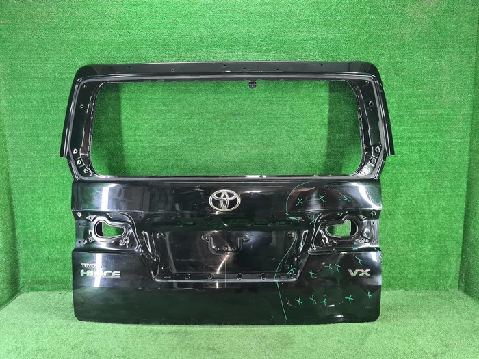 Крышка багажника Toyota Hiace Н300 (2019-н.в.)