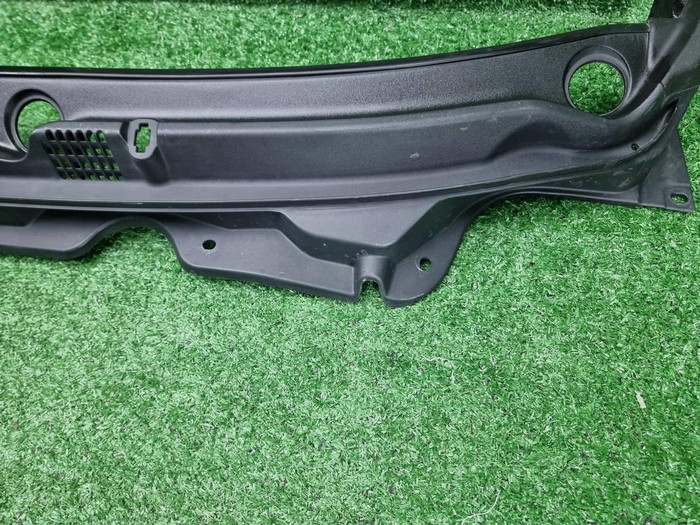 Жабо Changan Alsvin (2018-н.в.)