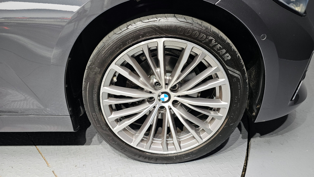 BMW 3 серии (G20) 320i Luxury