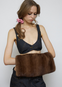 Кожаная резинка розового цвета