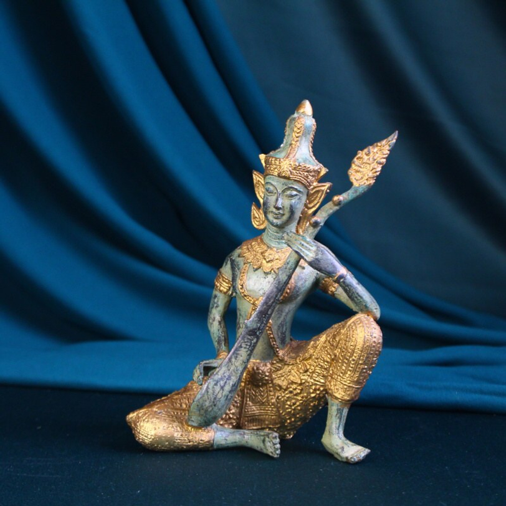 Фигура Кхмерского музыканта