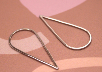 Подвеска капля 40х18 мм