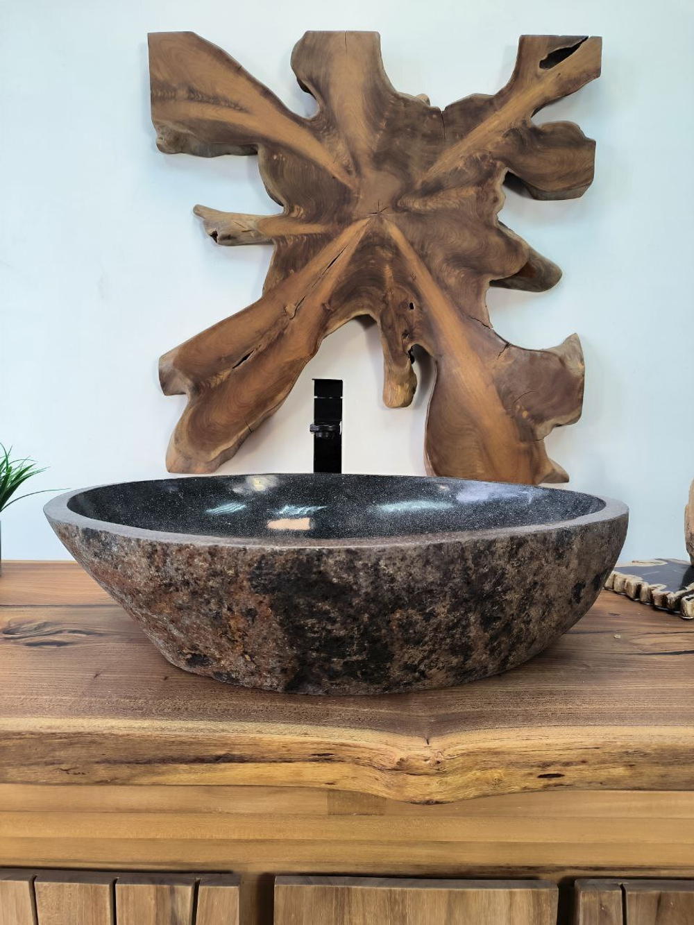 Раковина из речного камня RS-65893 63х46х15 из натурального камня