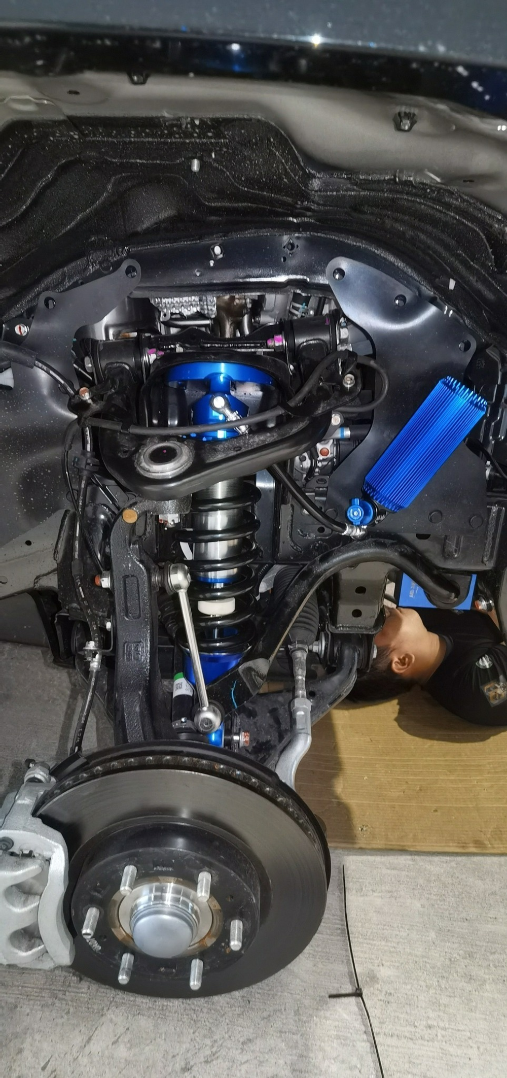 Mitsubishi L200 (2024) лифт-комплект регулируемой подвески +2" STR ST8000 с DSC