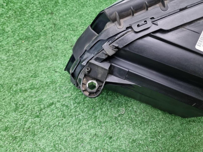 Фара правая Mercedes C w205 (2014-2018) LED