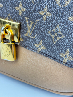 Сумка Louis Vuitton