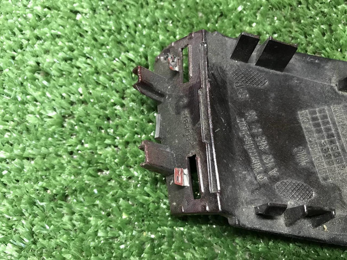 Заглушка буксир. крюка Mercedes GLE V167 18-24 AMG