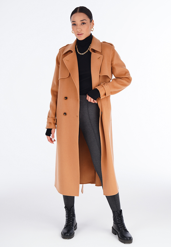 Классическое двубортное пальто с поясом