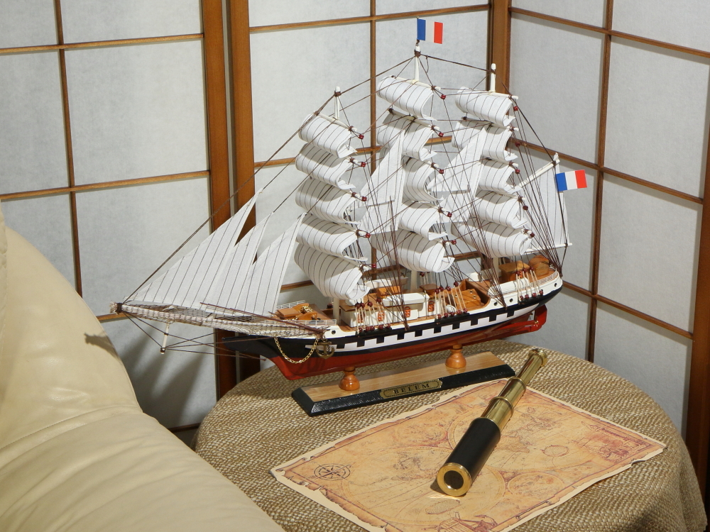 Модель парусника ''Belem''