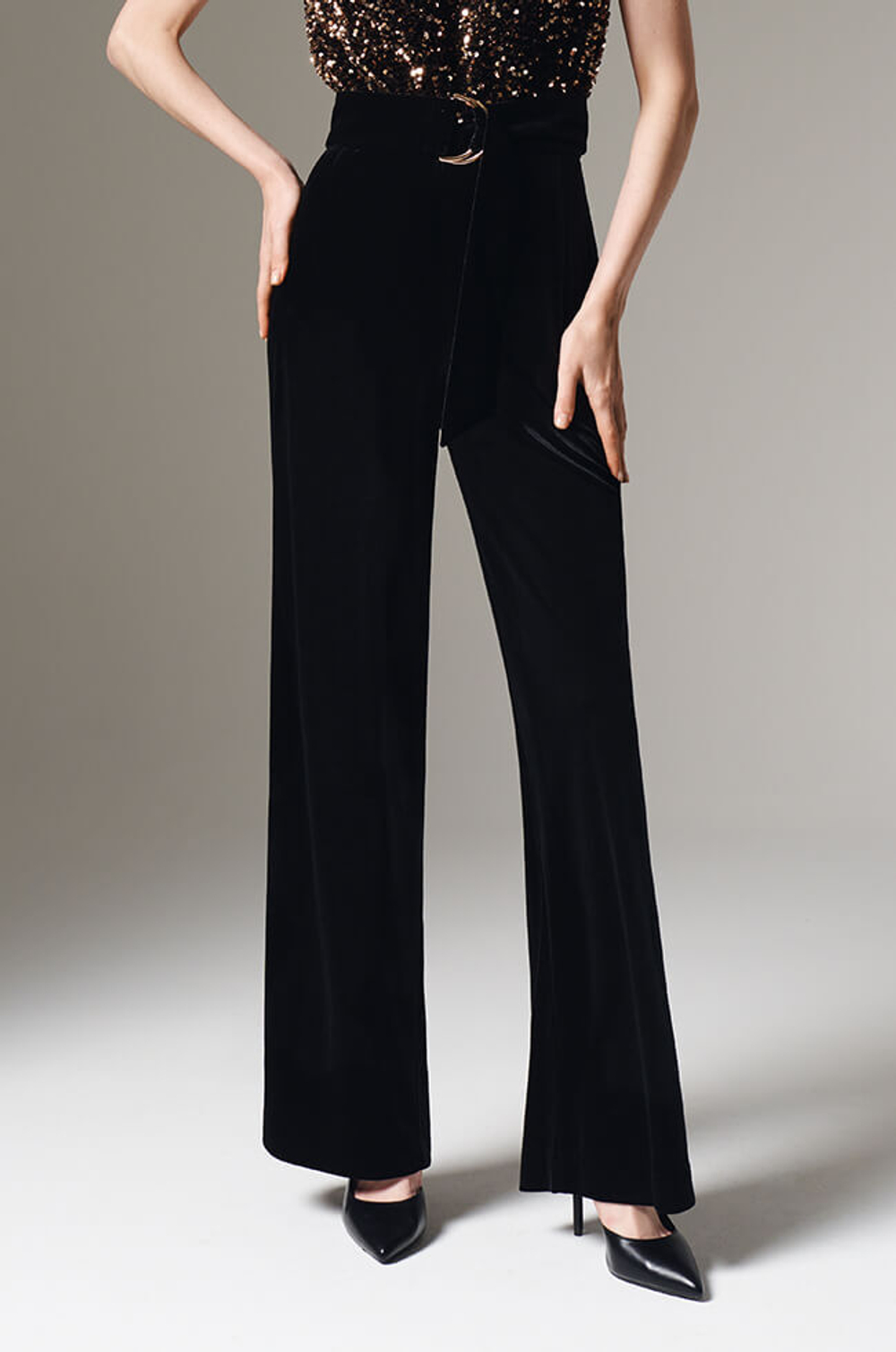 31087 Комбинезон женский (черный)